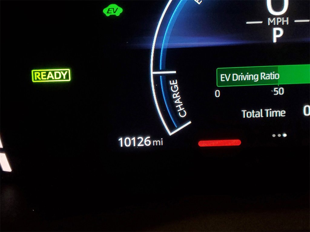 Used 2025 Toyota Camry SE w/ Convenience Package image 24