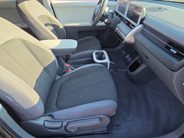 Used 2022 Hyundai Ioniq 5 SE w/ Cargo Package RWD image 18