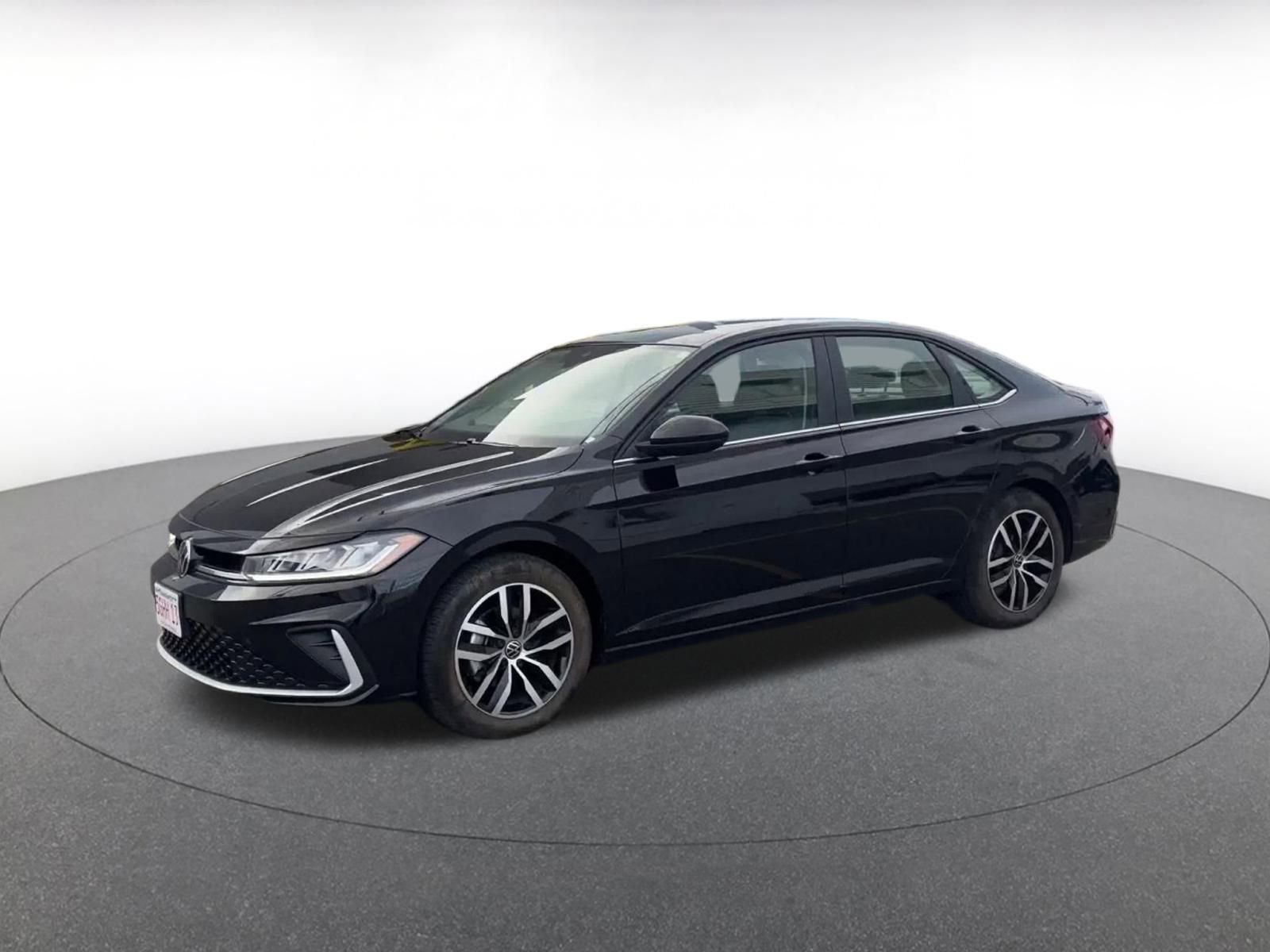 Used 2025 Volkswagen Jetta SE image 8