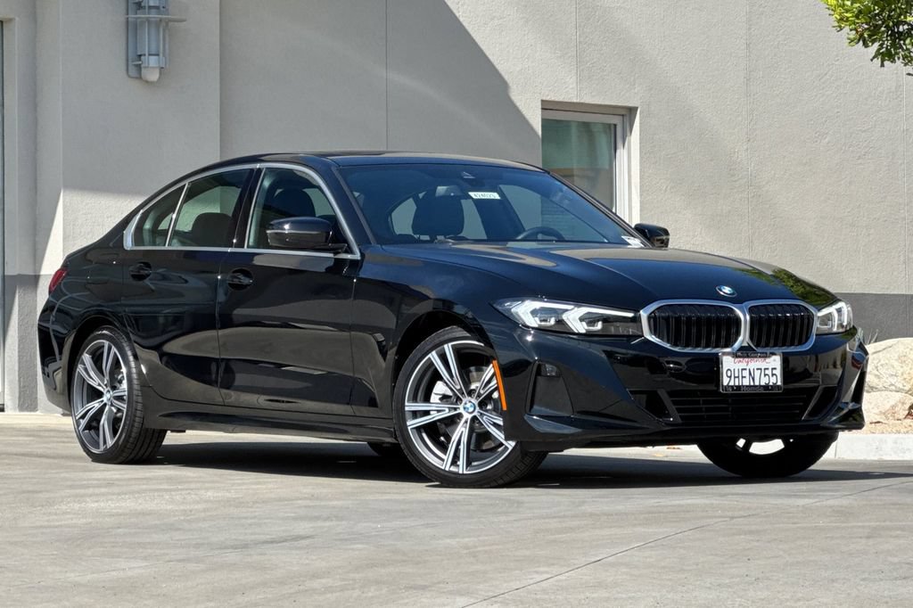 Used 2024 BMW 330i Sedan w/ Convenience Package RWD image 2