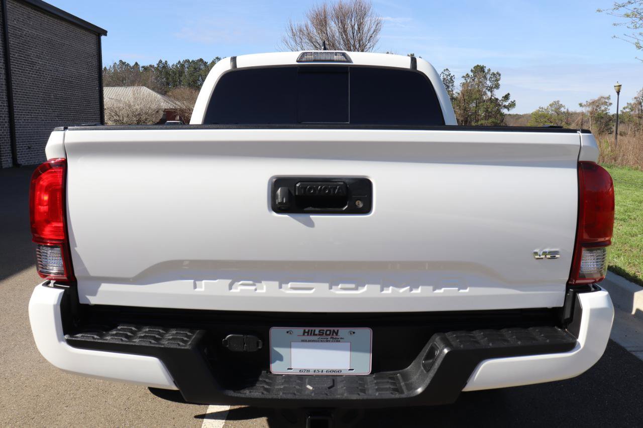 Used 2018 Toyota Tacoma TRD Sport image 13