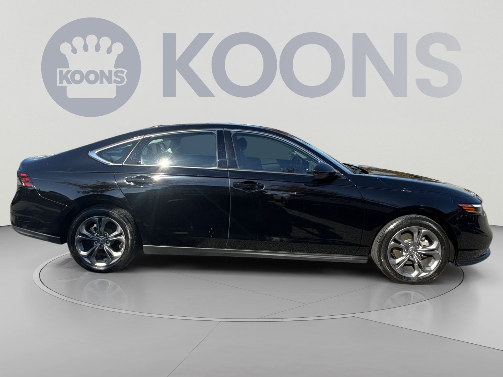 Used 2024 Honda Accord EX image 8