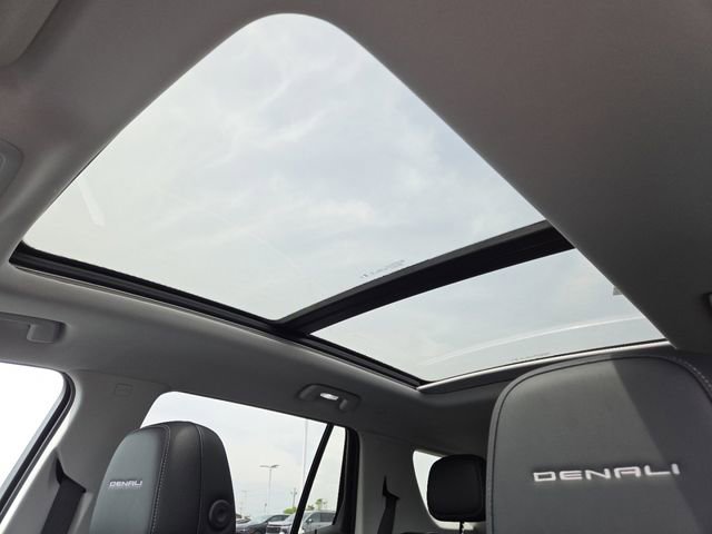 New 2026 GMC Terrain Denali AWD/4WD image 3