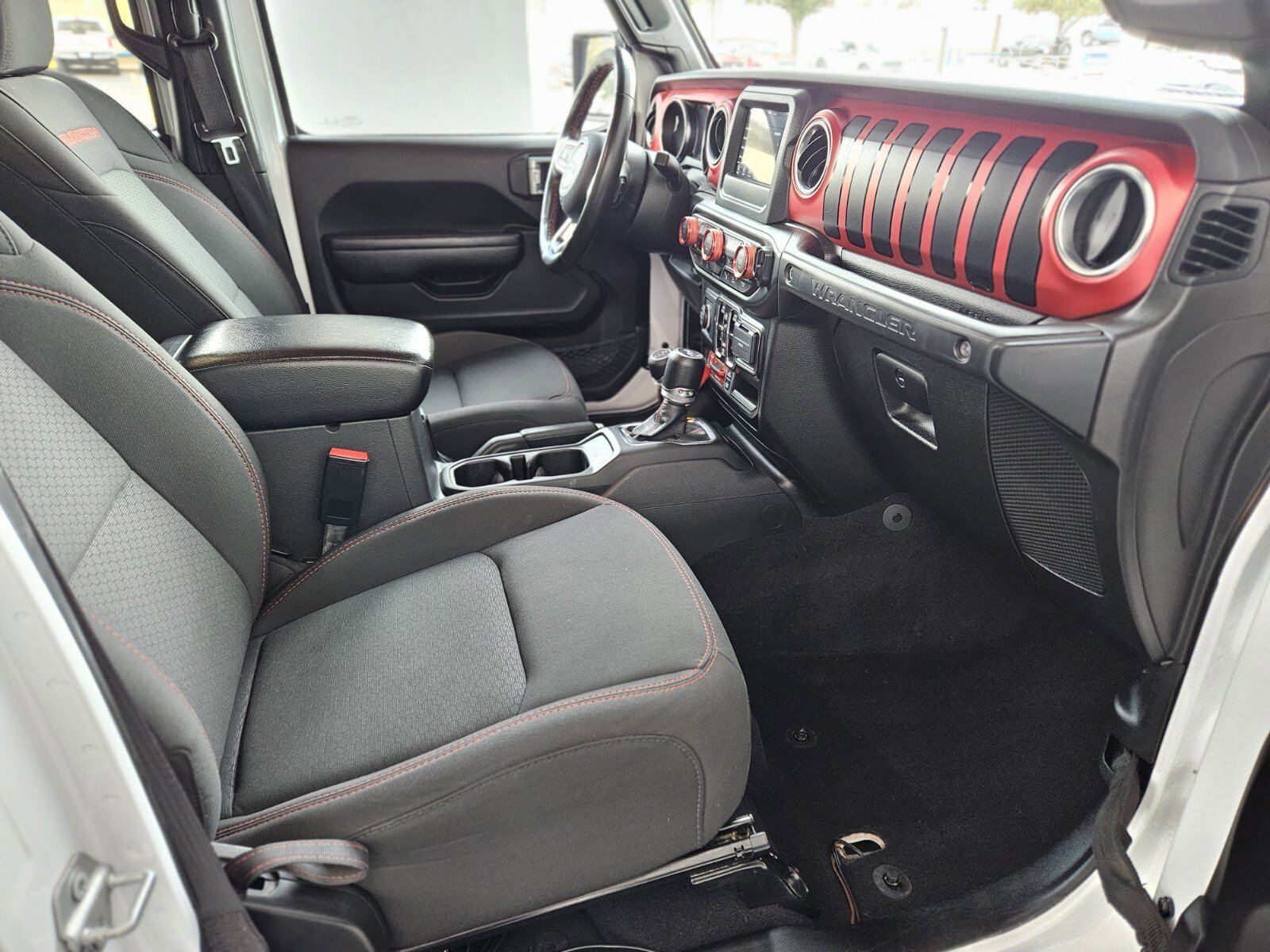 Used 2021 Jeep Wrangler Unlimited Rubicon w/ Xtreme Recon 35" Tire Package image 9