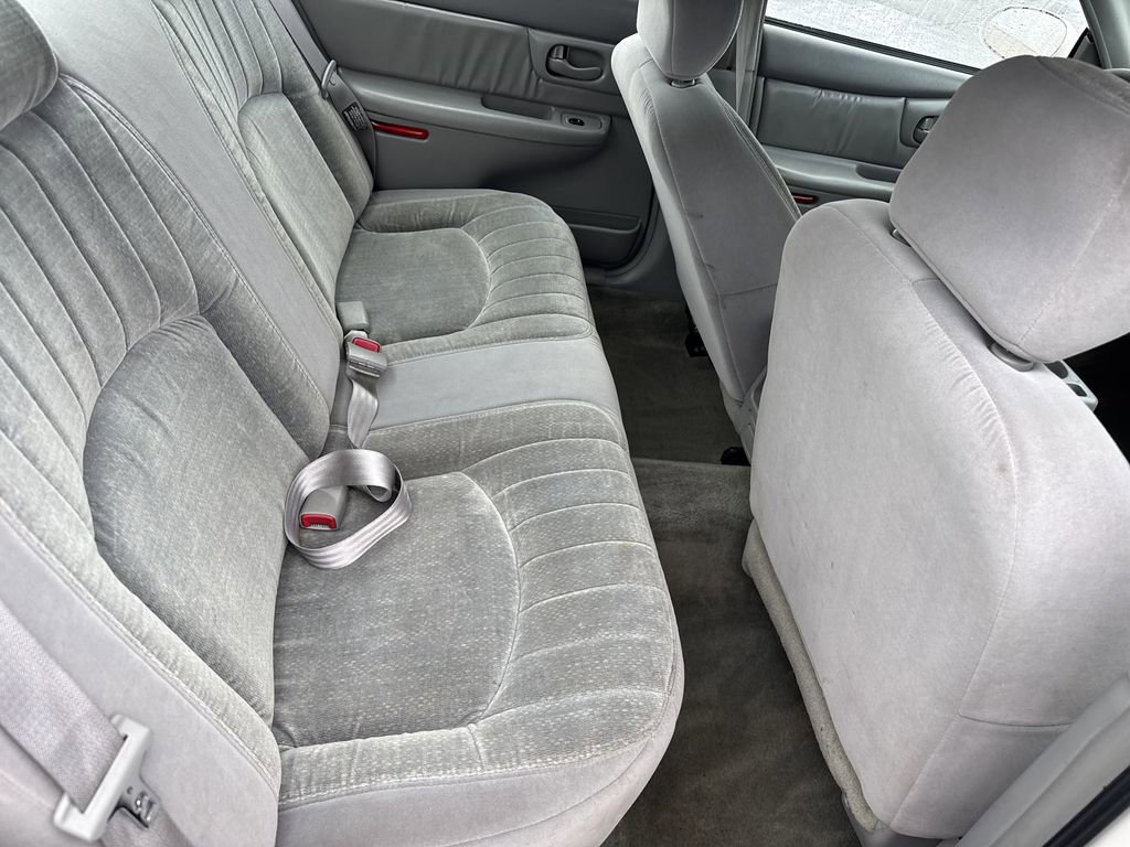 Used 2001 Buick Century Custom w/ Premium Pkg FWD image 13
