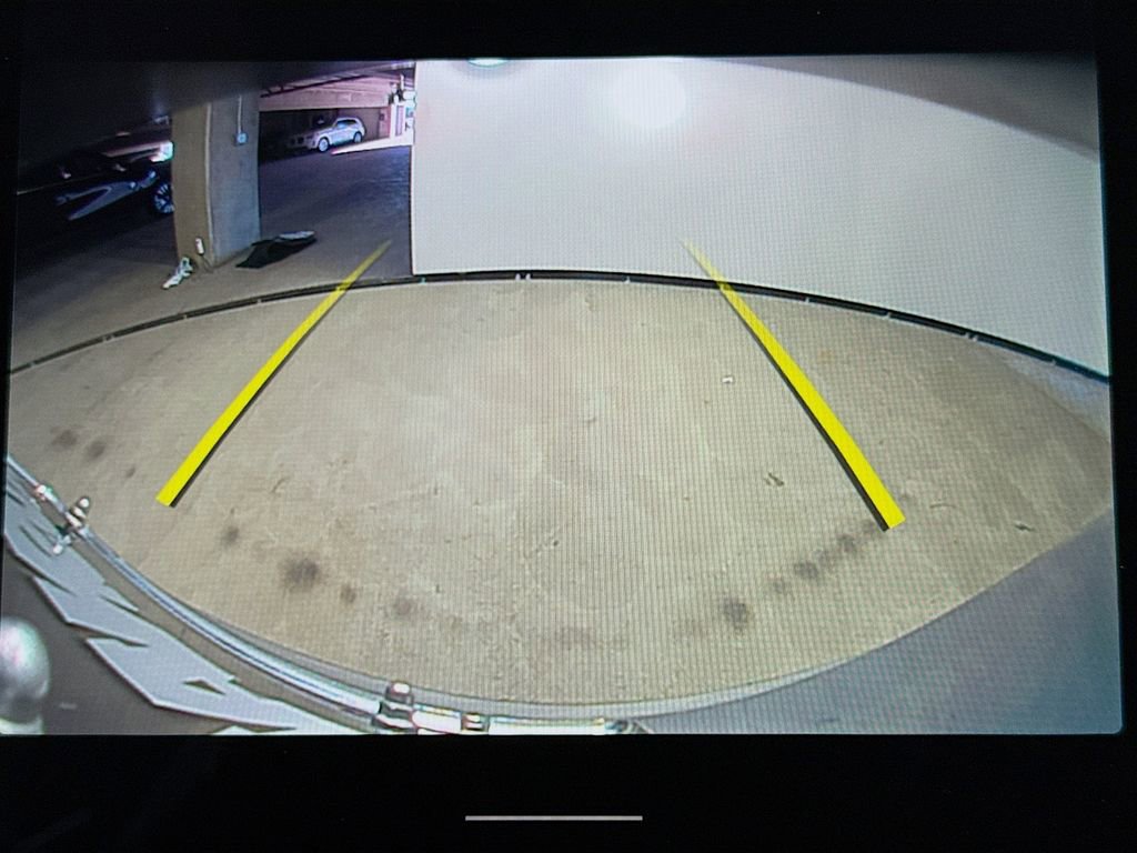 Certified 2026 Volvo XC90 B6 Core image 14