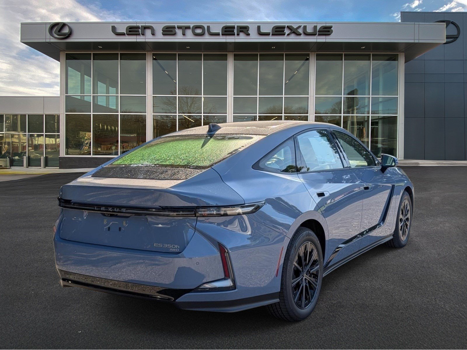 New 2026 Lexus ES 350h AWD w/ Convenience Package image 2