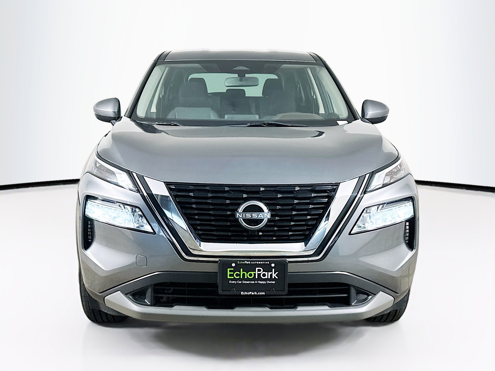 Used 2023 Nissan Rogue SV AWD/4WD image 2