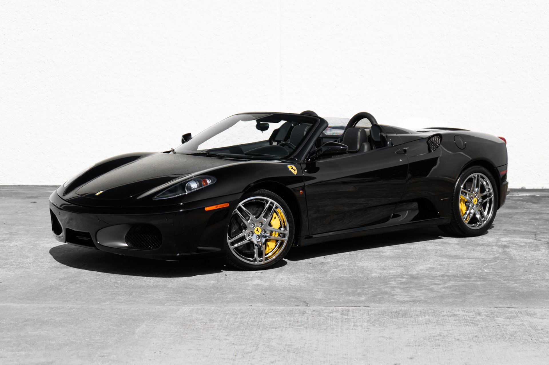 Used 2009 Ferrari F430 Spider RWD image 1
