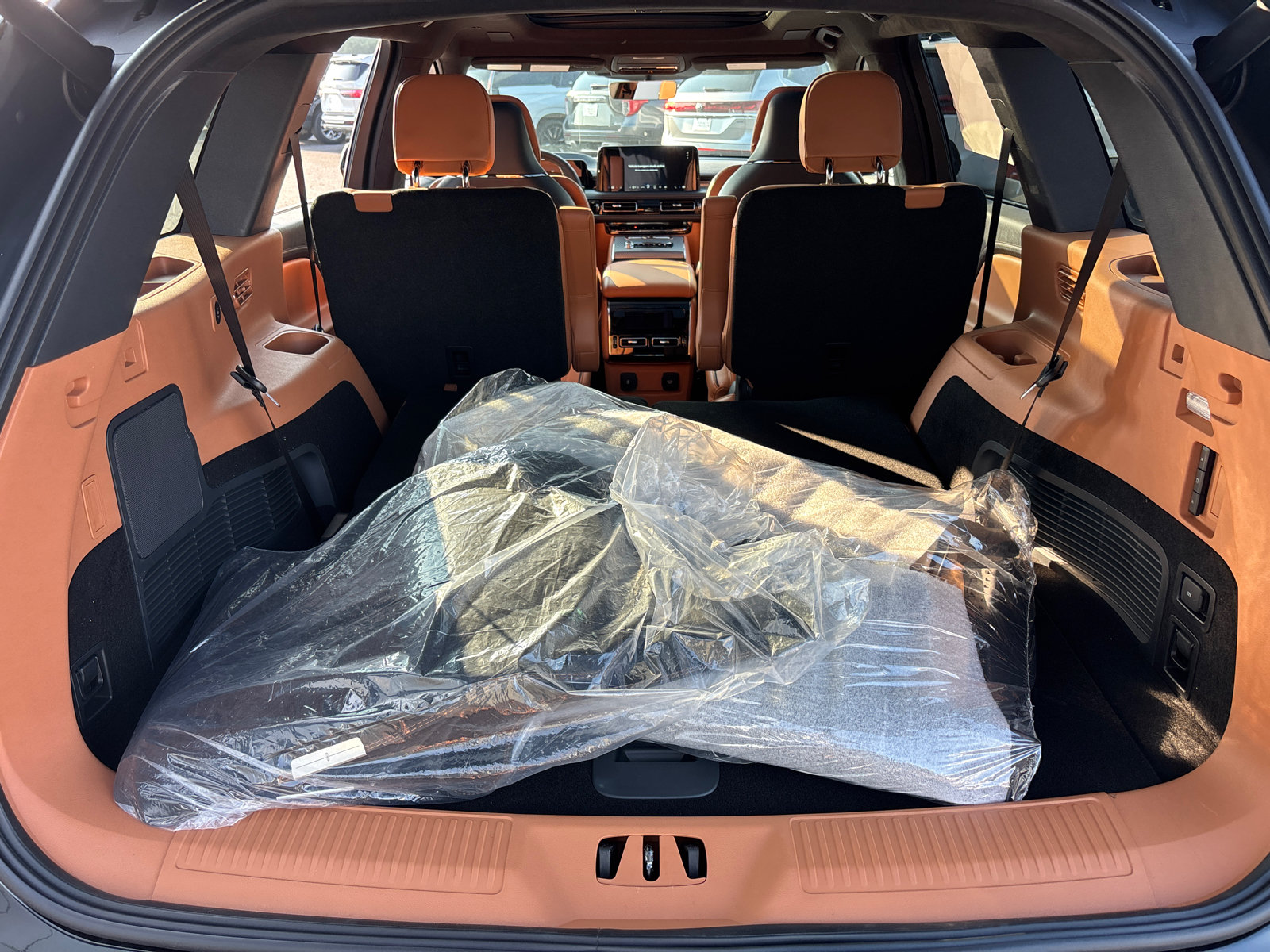 New 2026 Lincoln Aviator Black Label w/ Dynamic Handling Package AWD/4WD image 9