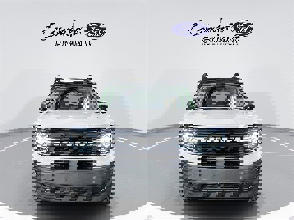 Used 2022 Ford Bronco Sport Outer Banks image 3