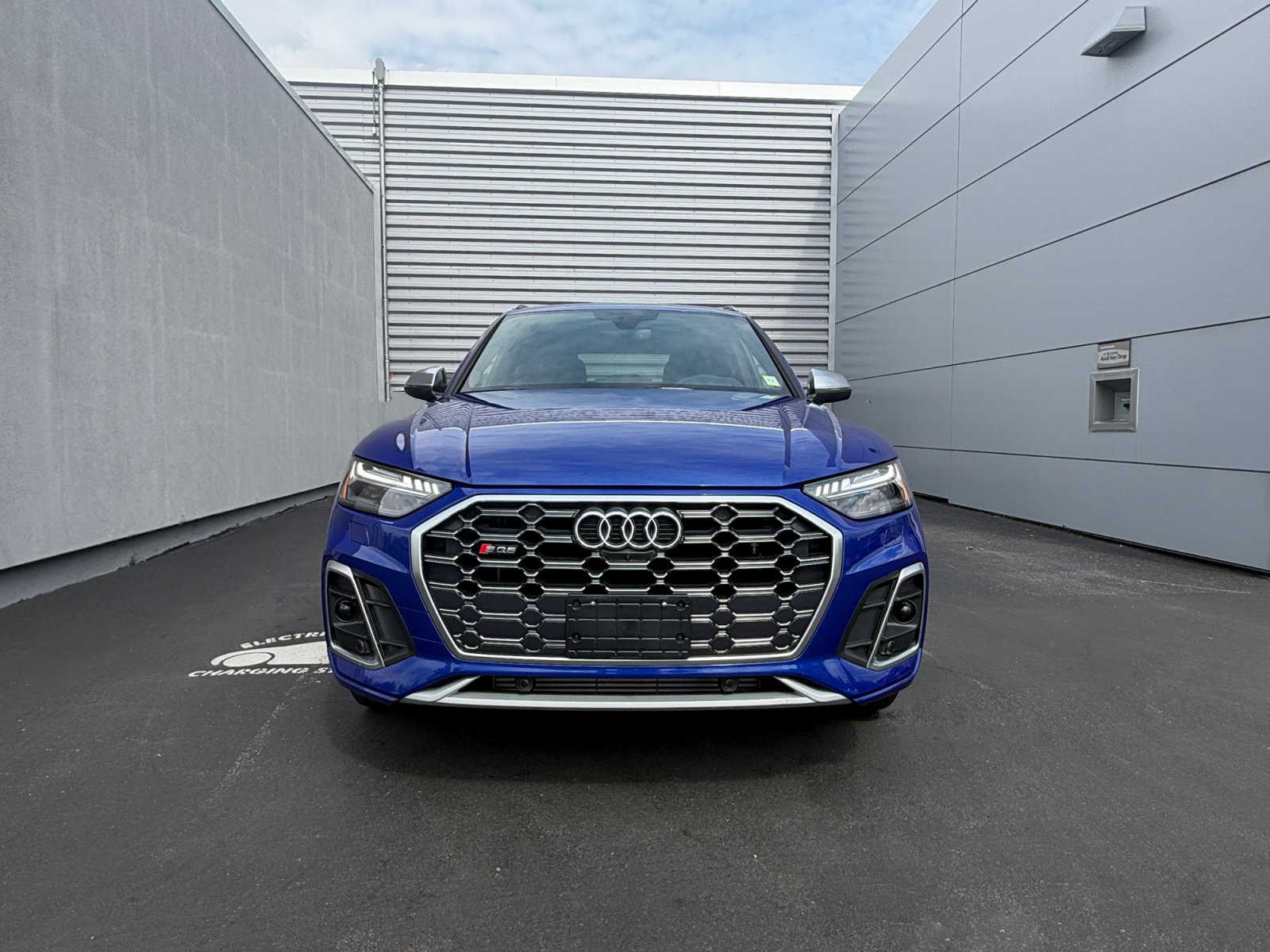 Used 2021 Audi SQ5 Prestige AWD/4WD image 6