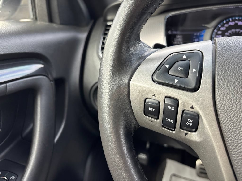 Used 2015 Ford Taurus SHO w/ Equipment Group 401A AWD/4WD image 19