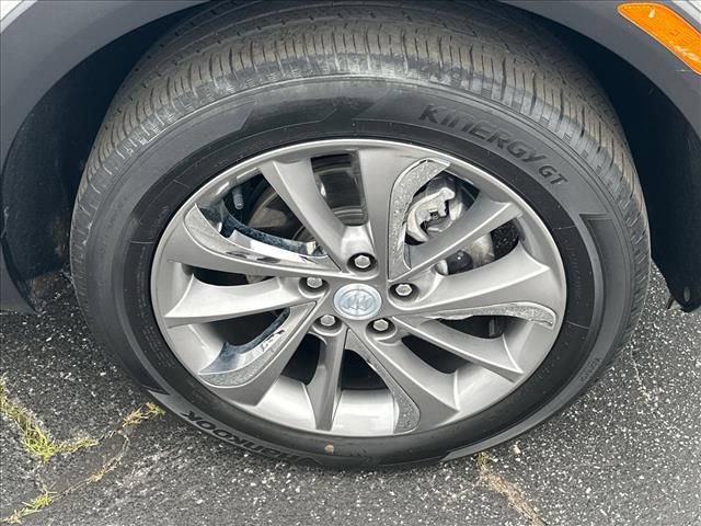 Certified 2022 Buick Encore GX Essence w/ Experience Buick Package FWD image 35