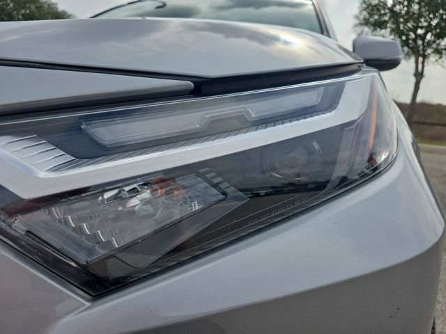 Used 2024 Toyota RAV4 XLE w/ Convenience Package image 32