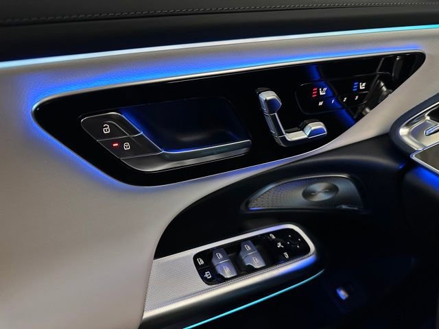 Used 2025 Mercedes-Benz E 350 4MATIC Sedan image 22