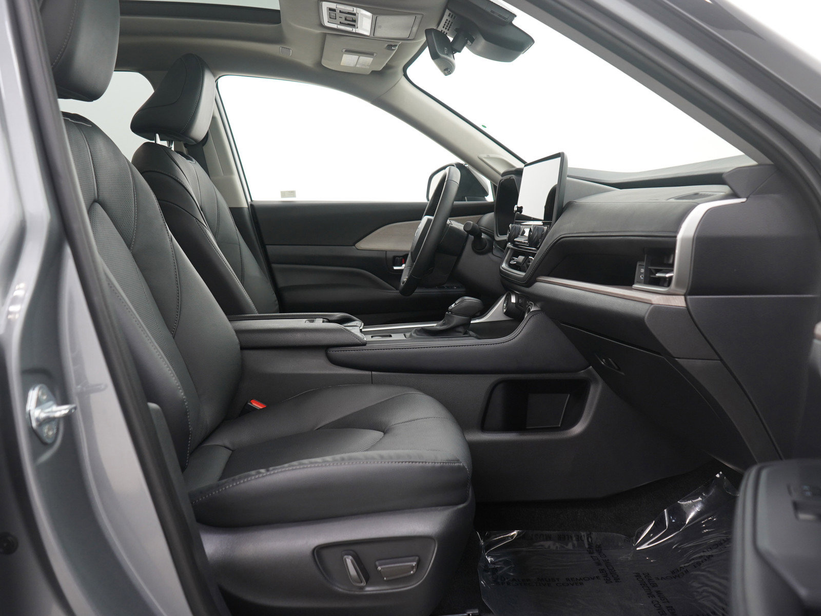 Used 2025 Toyota Grand Highlander AWD image 11