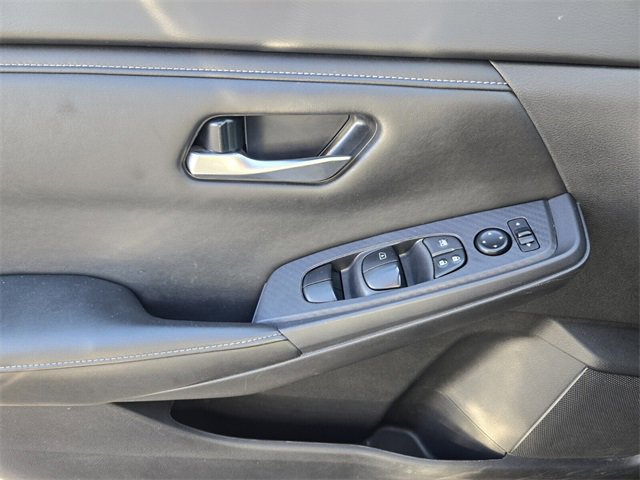 Certified 2024 Nissan Sentra SV image 31