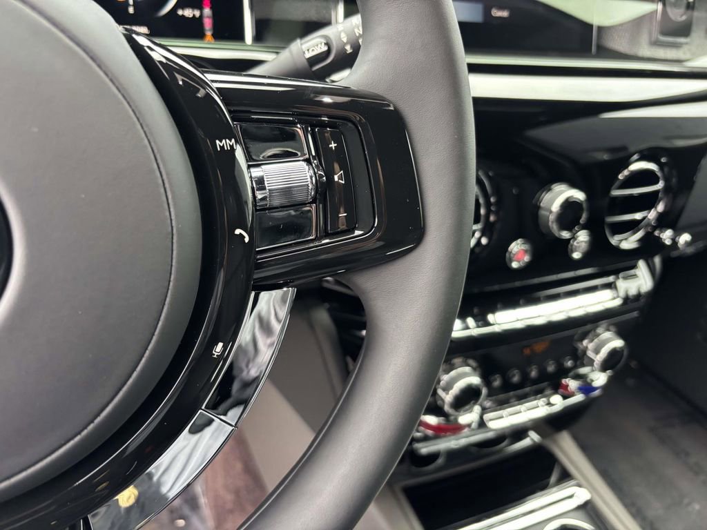 New 2026 Rolls-Royce Phantom Sedan image 22