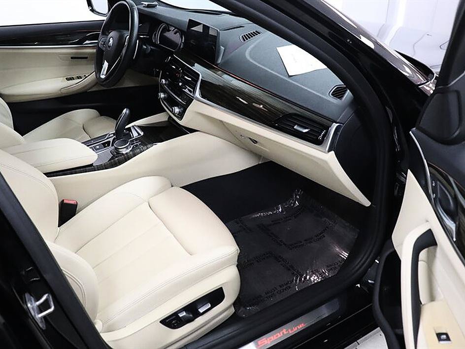 Used 2018 BMW 530i RWD image 12
