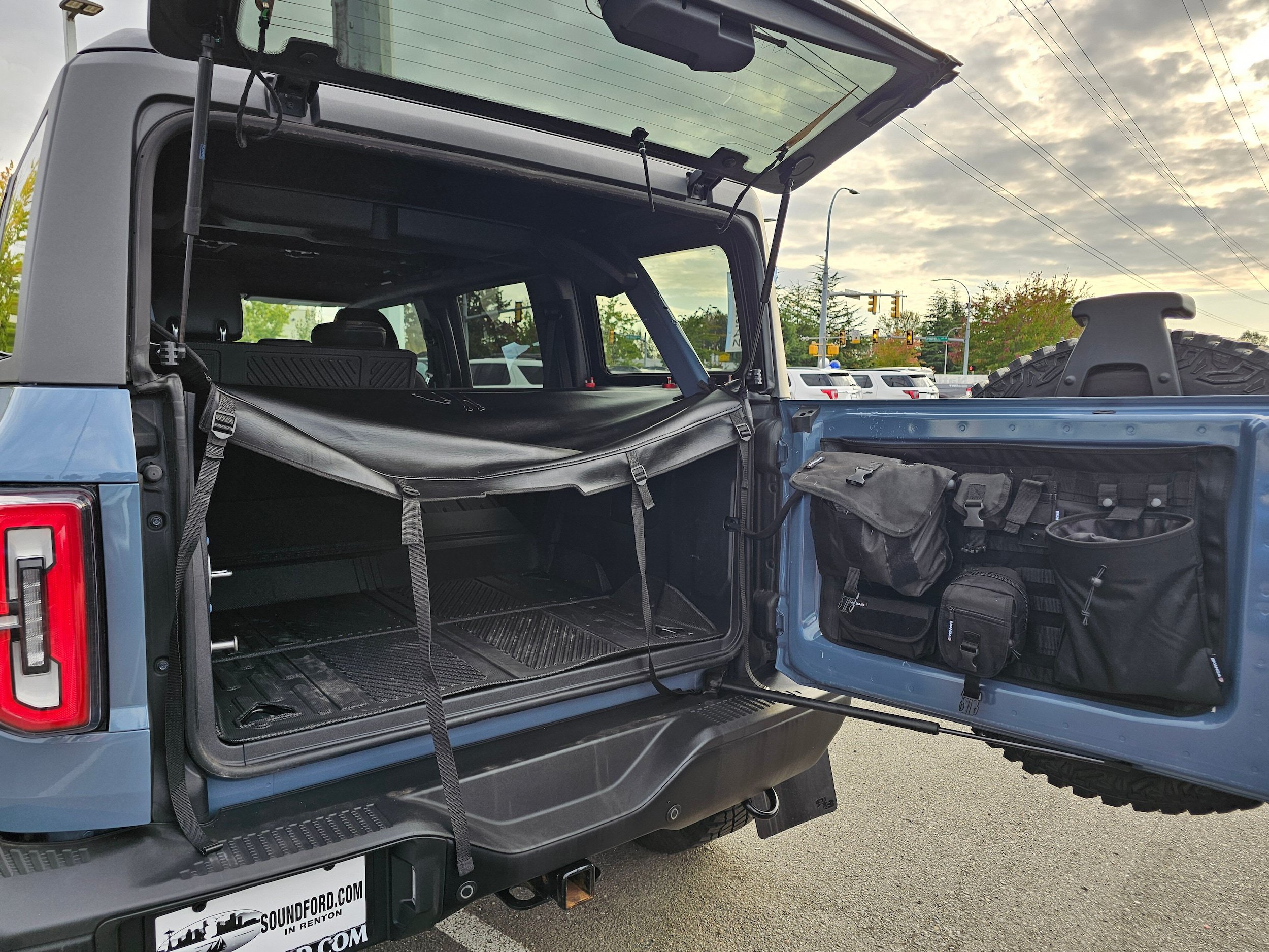 Certified 2023 Ford Bronco Badlands AWD/4WD image 10
