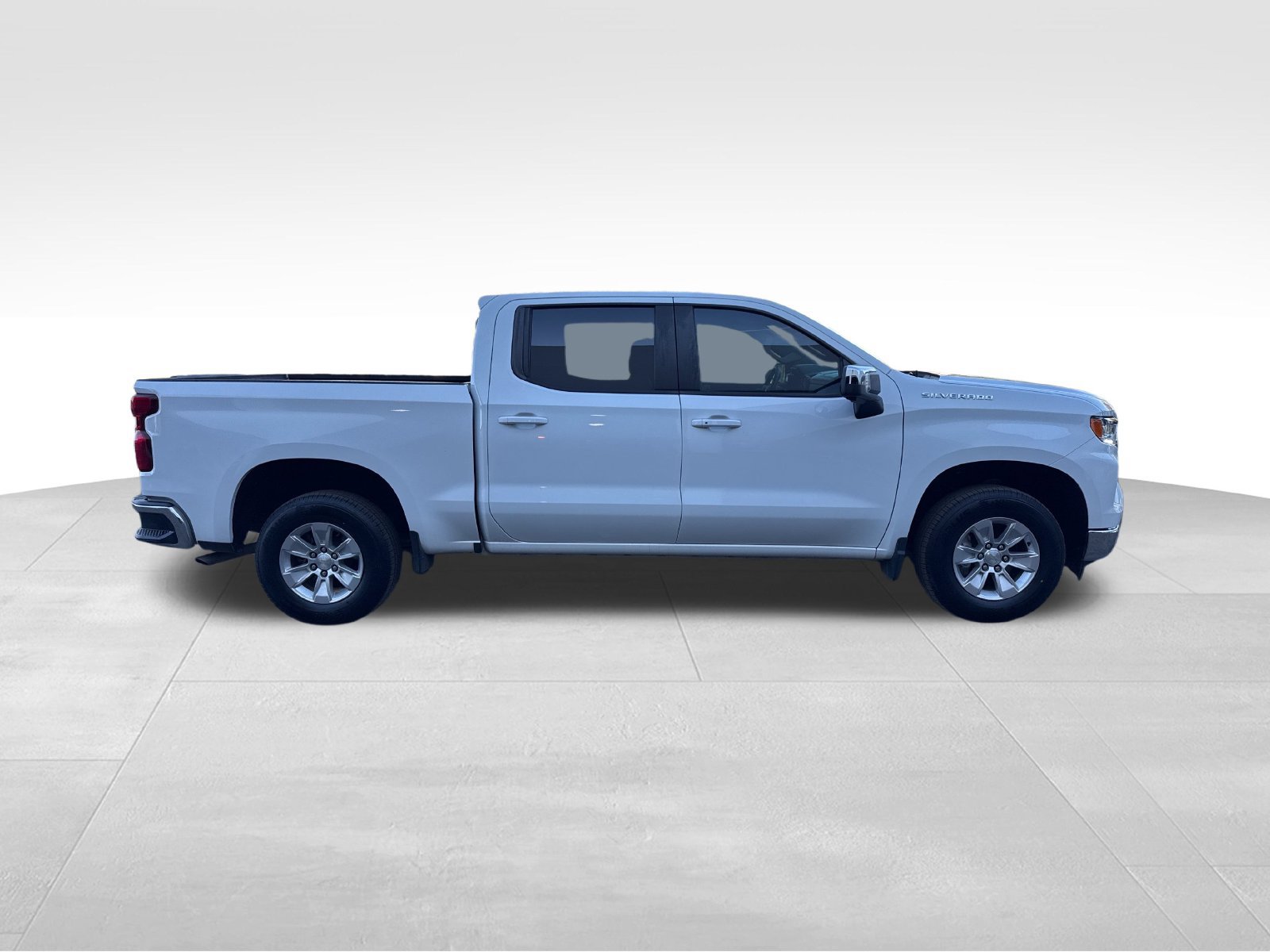 Used 2024 Chevrolet Silverado 1500 LT w/ Safety Package RWD image 6