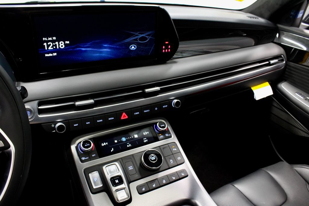 Used 2025 Hyundai Palisade Calligraphy FWD image 31