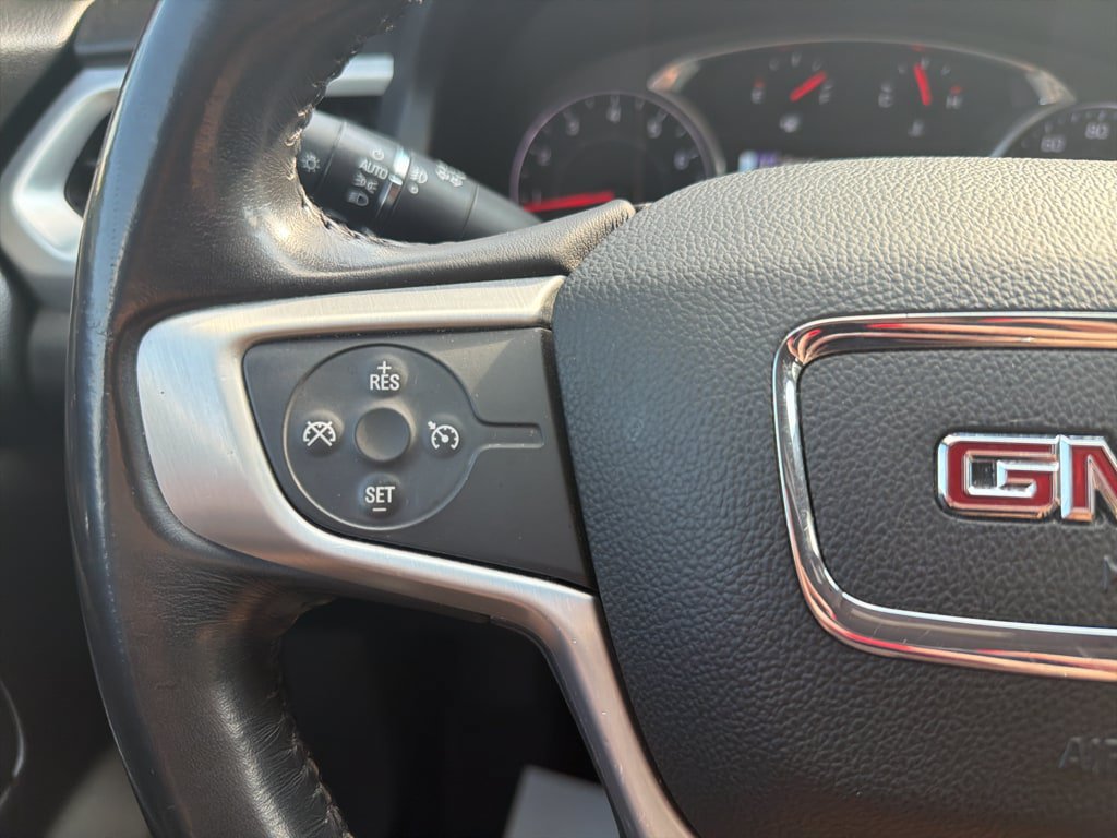 Used 2018 GMC Acadia SLT AWD/4WD image 16