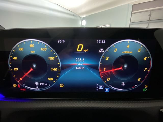 Used 2023 Mercedes-Benz CLA 250 4MATIC image 15