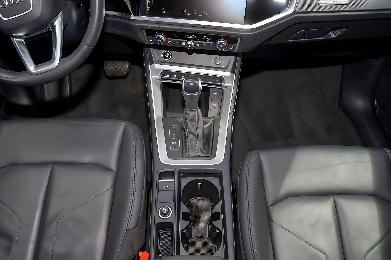 Used 2023 Audi Q3 2.0T Premium w/ Convenience Package image 27