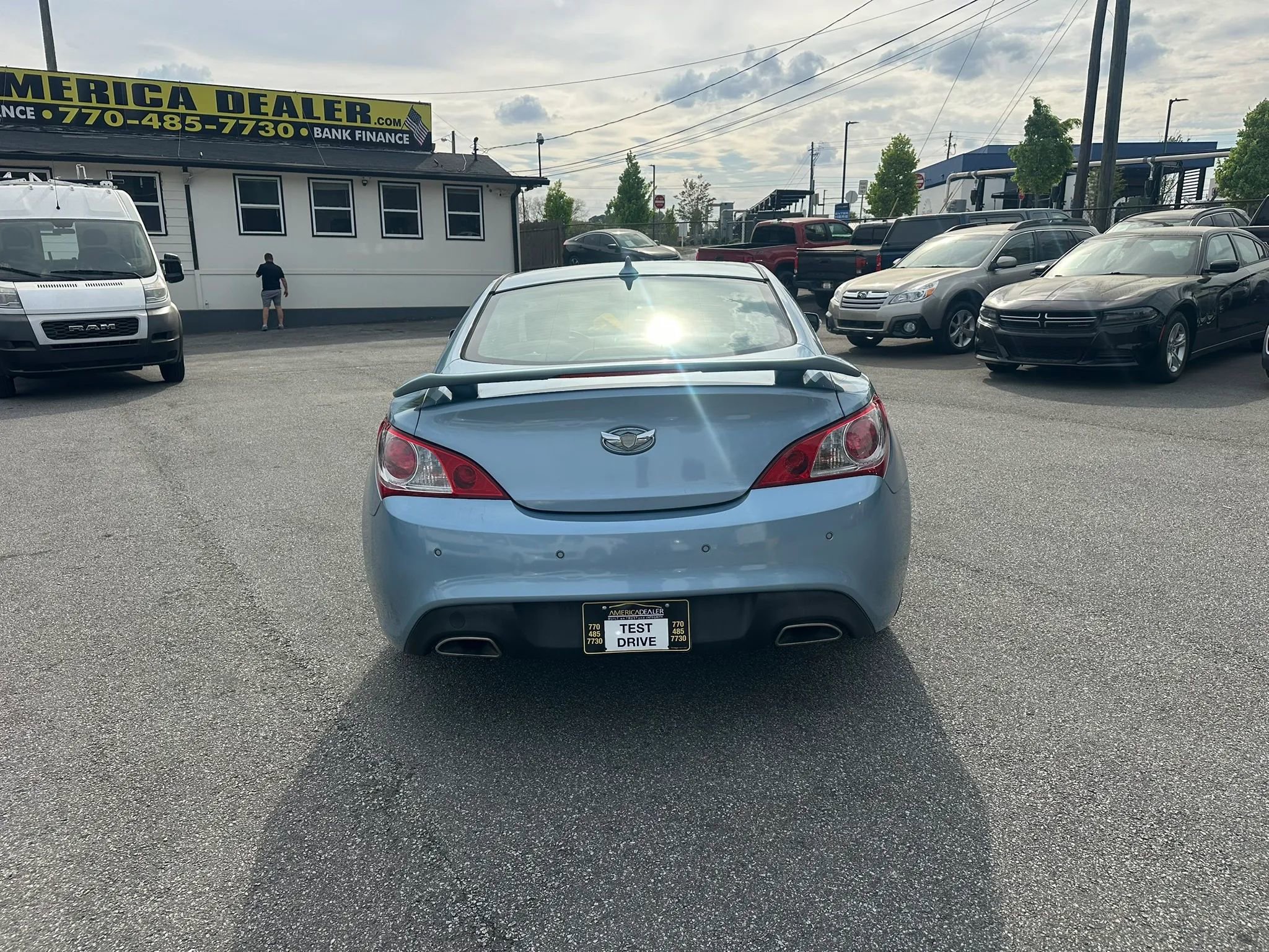 Used 2011 Hyundai Genesis 3.8 image 8