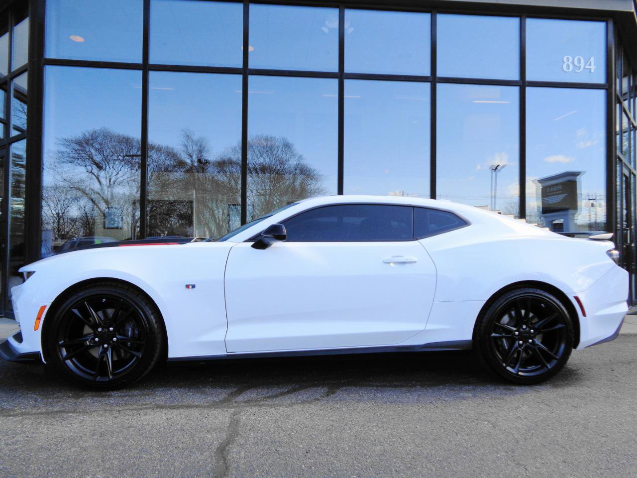 Used 2023 Chevrolet Camaro SS RWD image 4