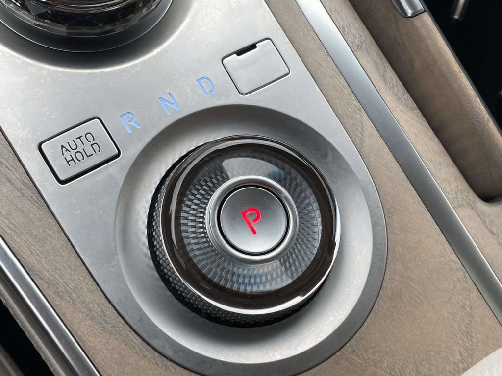 Used 2023 Genesis GV80 3.5T Advanced + w/ Cargo Package image 25