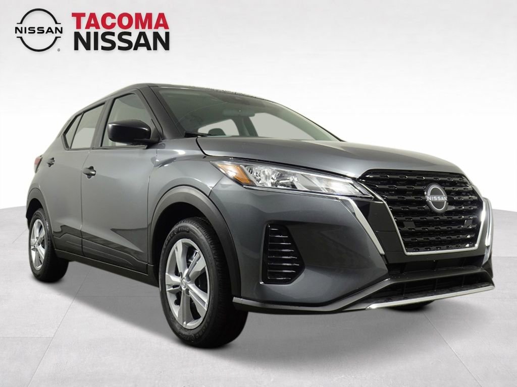 New 2025 Nissan Kicks Play S image 7