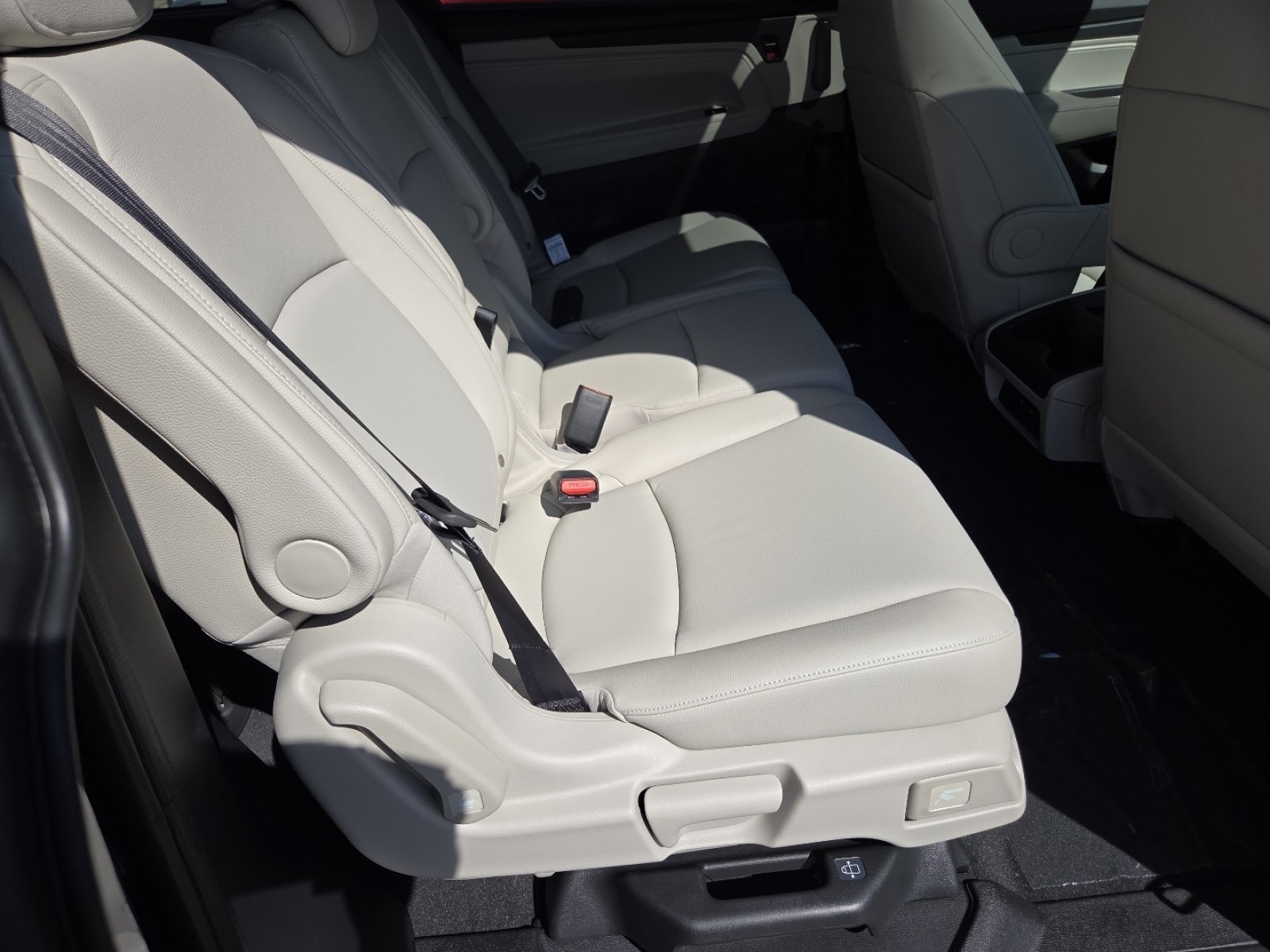 New 2026 Honda Odyssey EX-L image 24