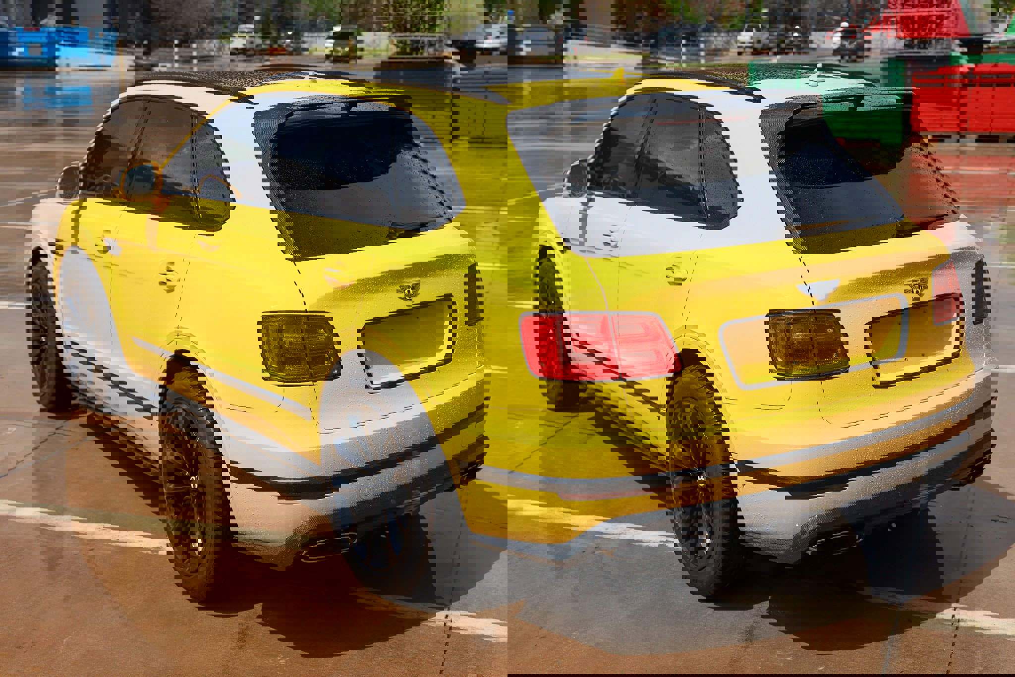 Used 2017 Bentley Bentayga image 8