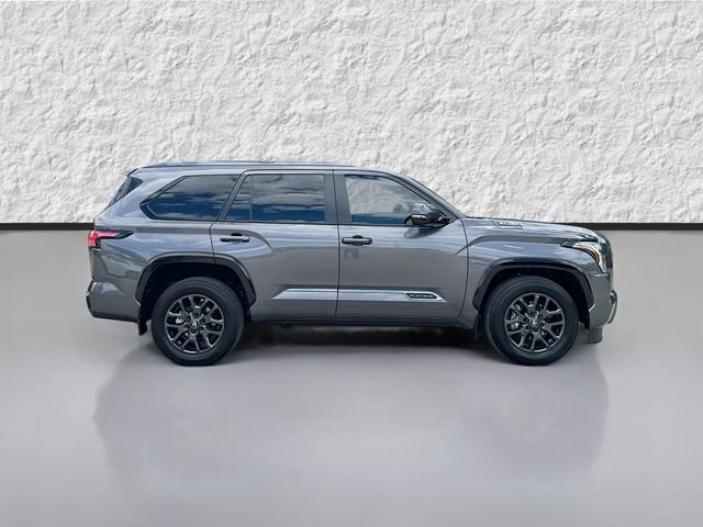 Used 2025 Toyota Sequoia Platinum AWD/4WD image 2