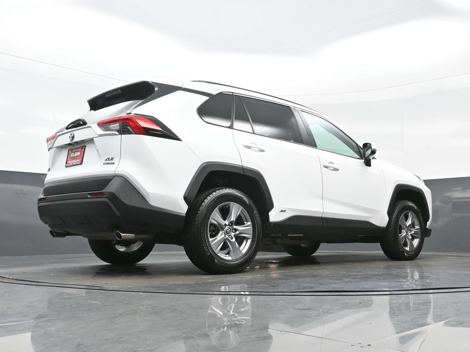 Used 2022 Toyota RAV4 XLE AWD/4WD image 32