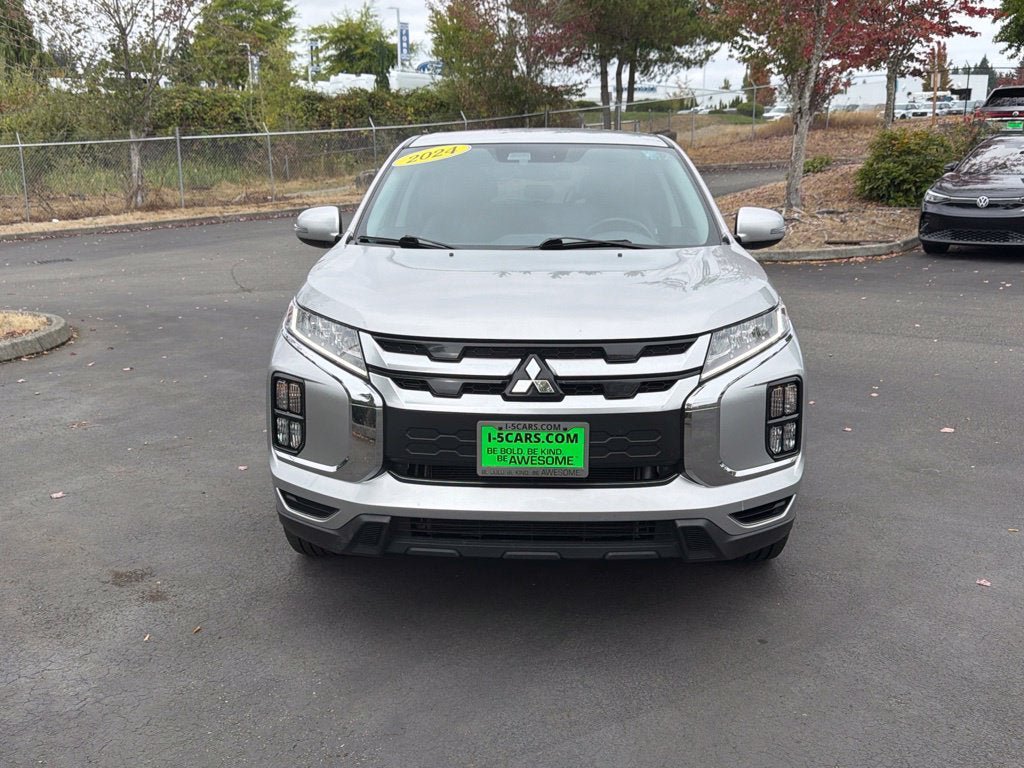 Used 2024 Mitsubishi Outlander Sport SE AWD/4WD image 3
