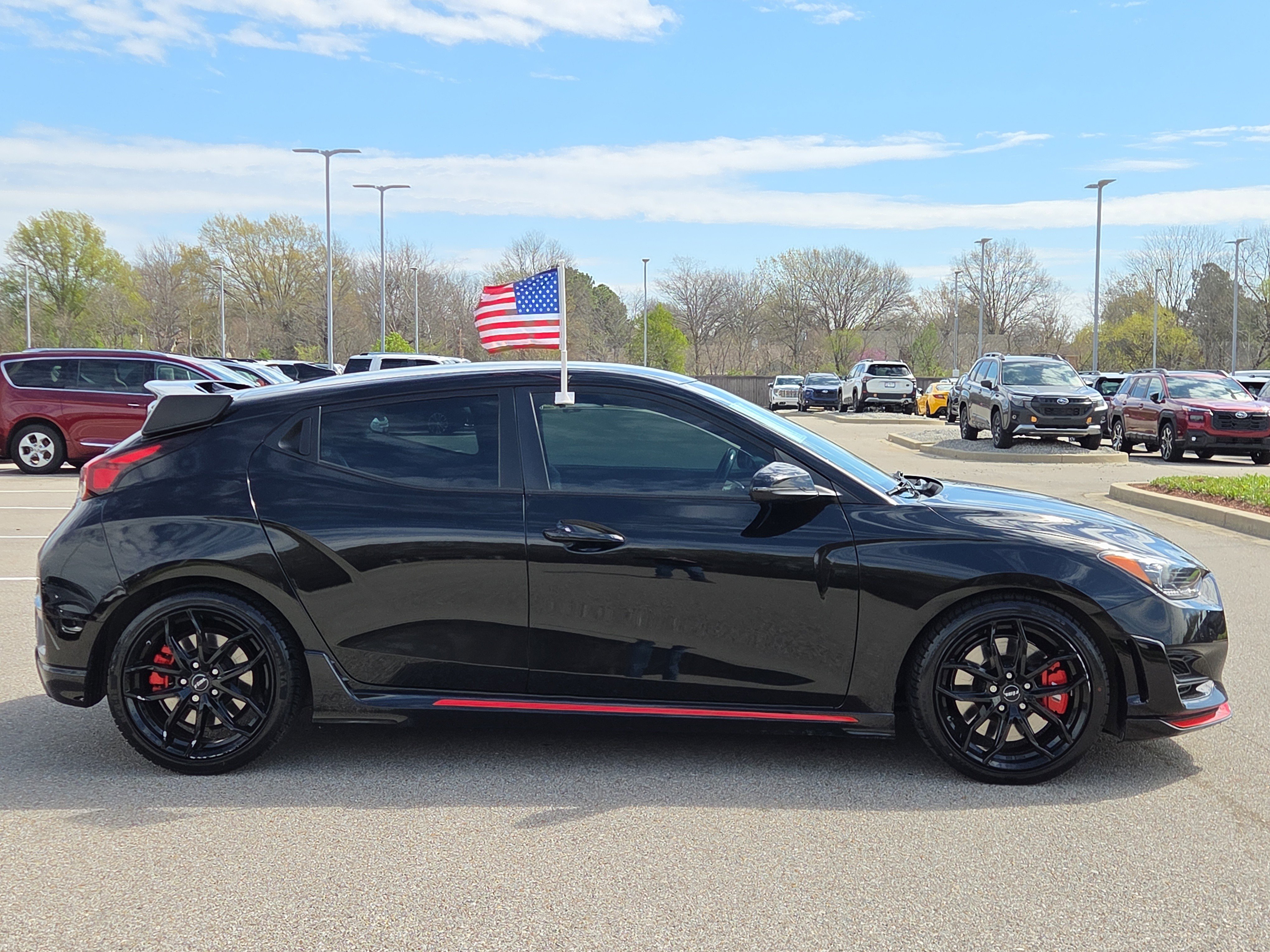 Used 2021 Hyundai Veloster N image 2