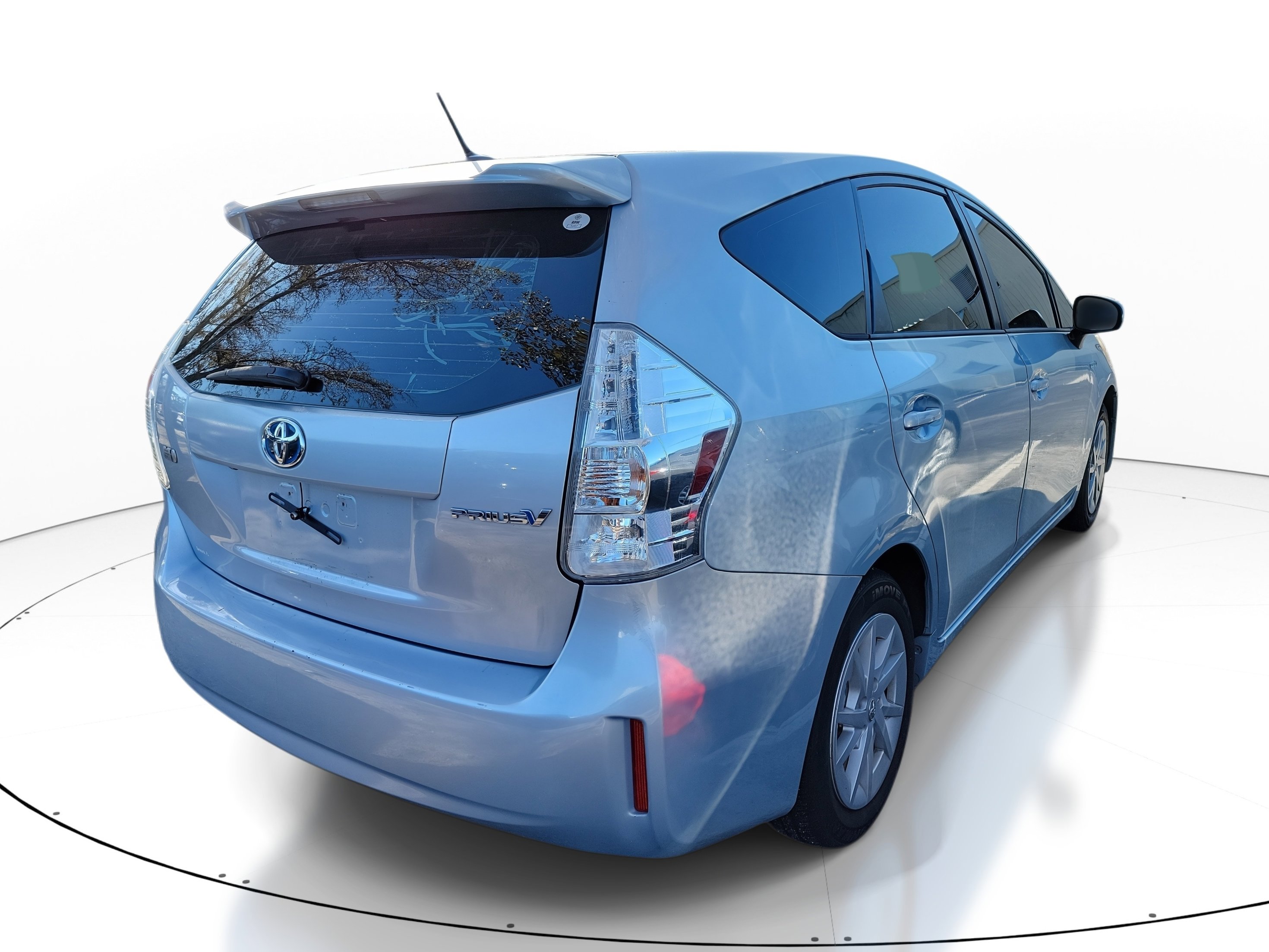 Used 2013 Toyota Prius V Three image 6