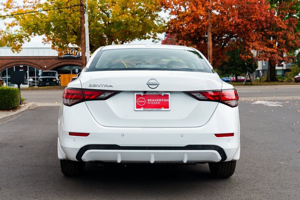 New 2025 Nissan Sentra SV w/ Trunk Package image 5