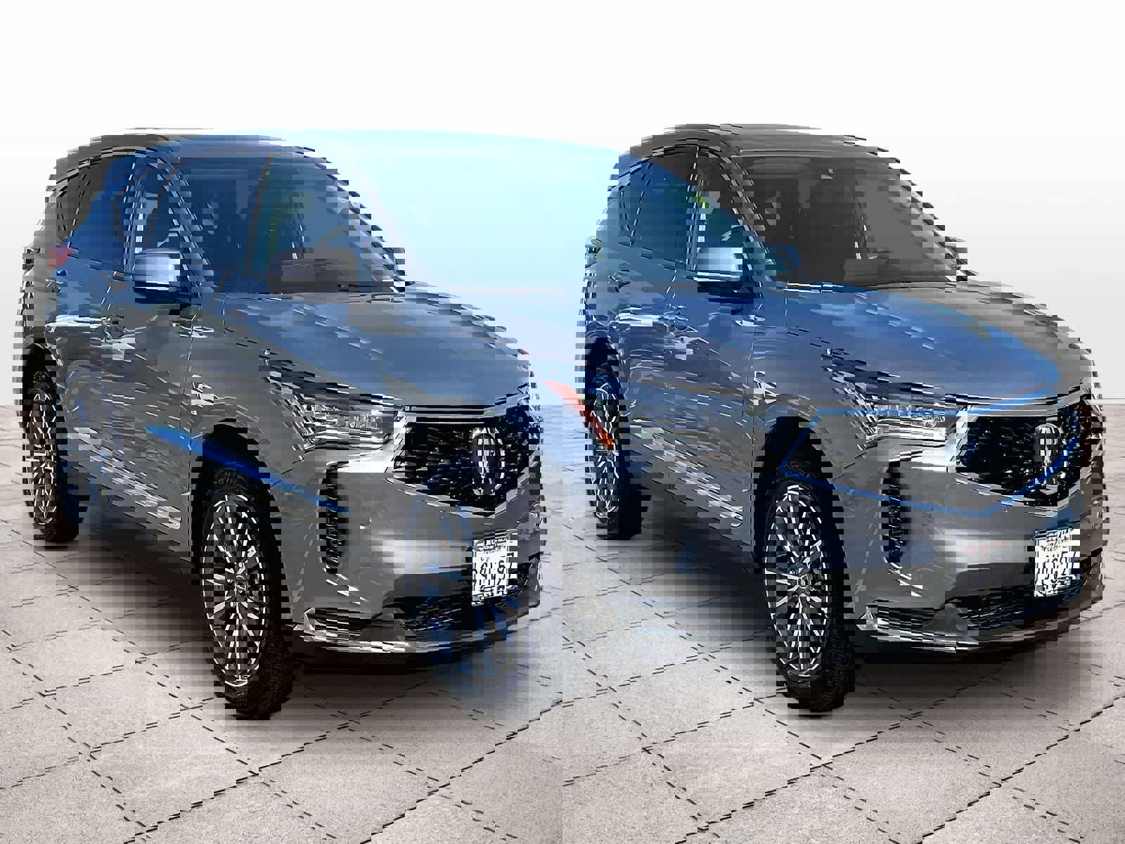 Used 2023 Acura RDX FWD w/ Technology Package image 2