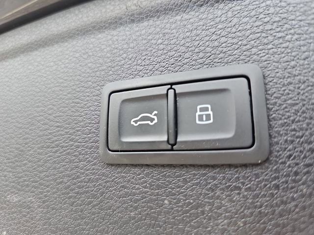 Used 2019 Audi Q5 2.0T Premium w/ Convenience Package image 15