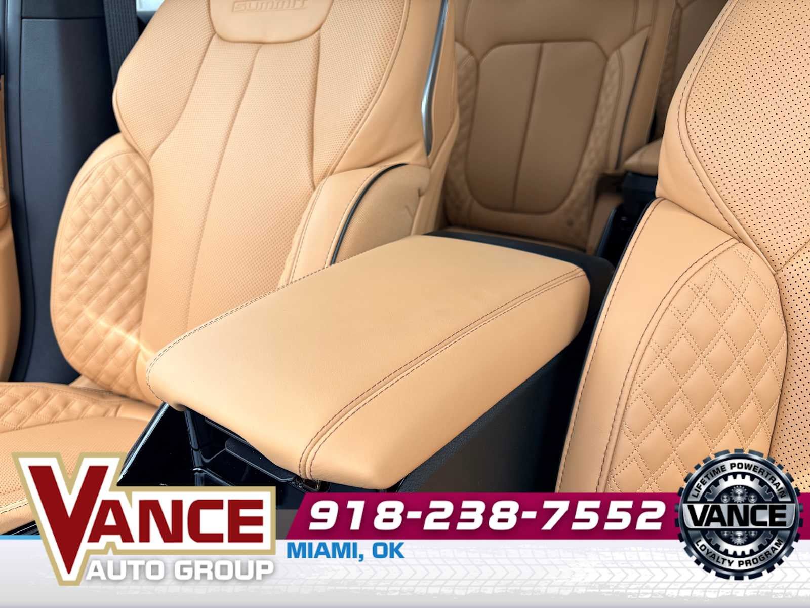 New 2026 Jeep Grand Cherokee L Summit w/ Obsidian Package AWD/4WD image 37