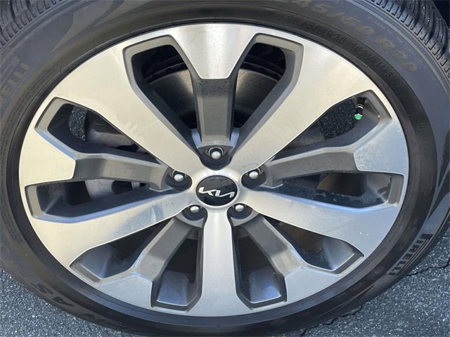 Certified 2022 Kia Telluride S image 9