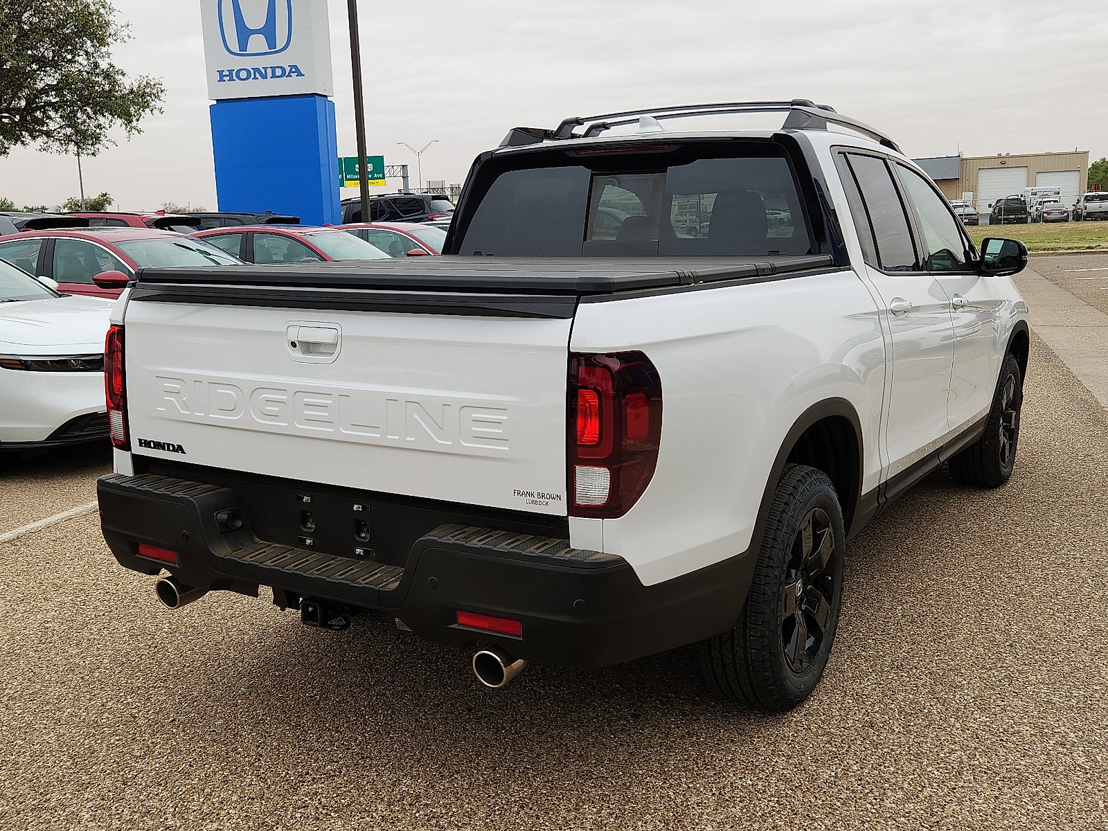 New 2026 Honda Ridgeline Black Edition image 4