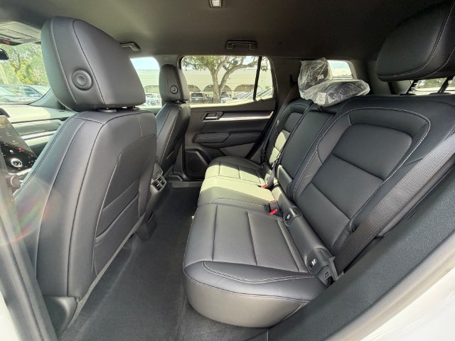 New 2027 GMC Terrain Elevation w/ Elevation Premium Package FWD image 15