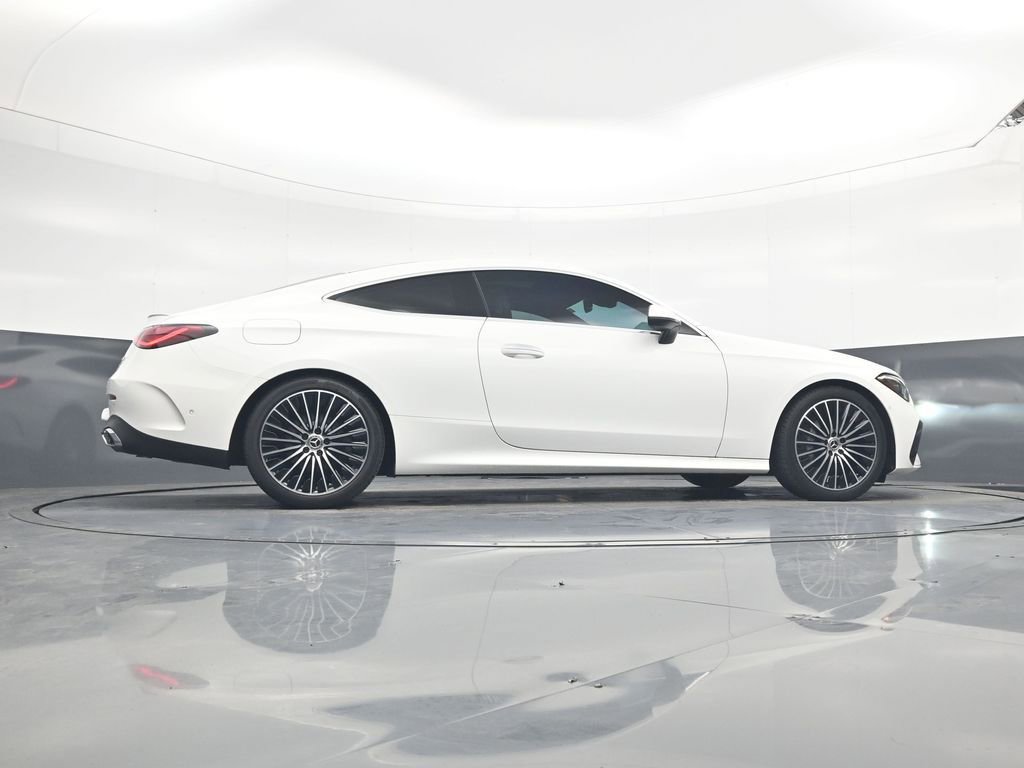 Used 2024 Mercedes-Benz CLE 300 4MATIC Coupe image 23