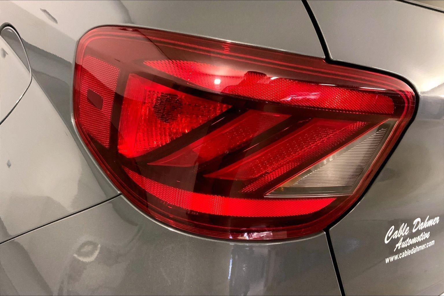 Used 2025 Hyundai Venue SEL FWD image 28
